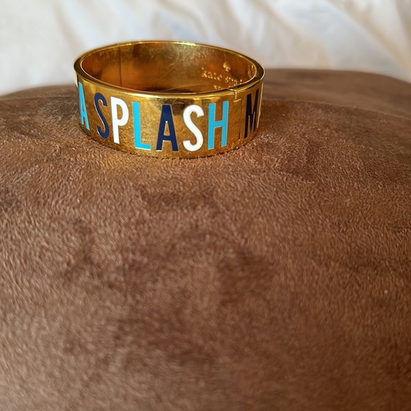 Kate spade Make A Splash idiom bangle bracelet with dust bag Excellent condition - Picture 2 of 7
